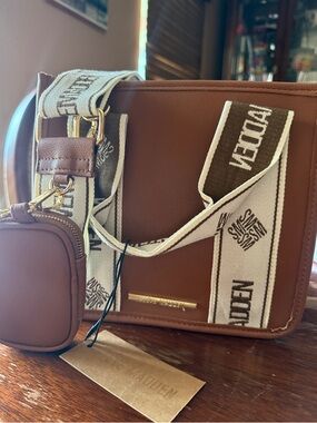 Viral Steve Madden Brown Crossbody